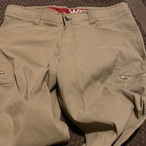 Wrangler cargo pants stretch